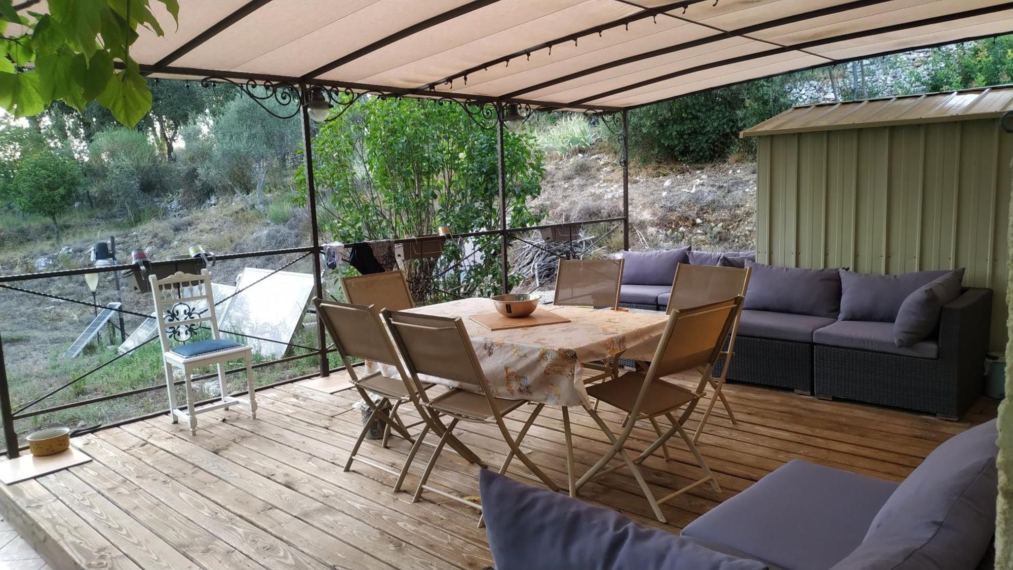 La Pinede De Manon Bed & Breakfast Barjols Exterior photo
